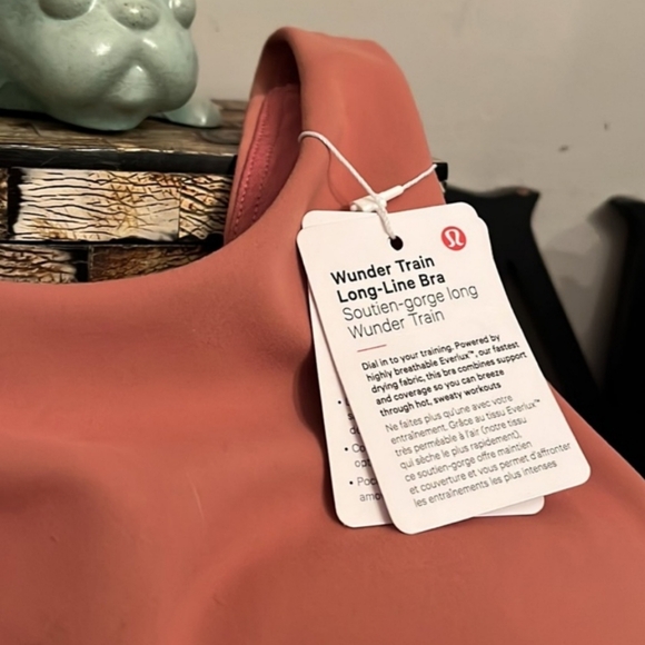 NWT Lululemon sports bra - Picture 4 of 7